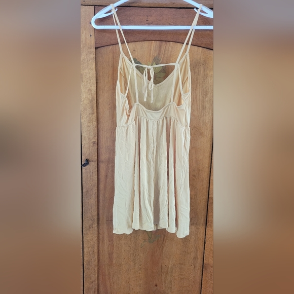 Womens size Large summer dress - Picture 3 of 3